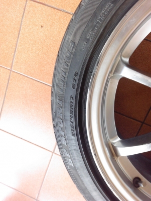 ขาย แม็ก 17 114 พร้อมยาง LM703 ปี 10