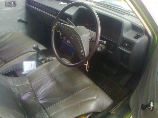 ขายเก๋งติดแก๊สแล้ว แอร์เย็น ทะเบียนไม่ขาด