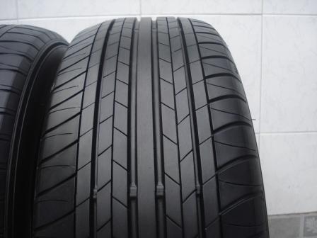 ขายยาง 215-60-16 ปี12  1 คู่