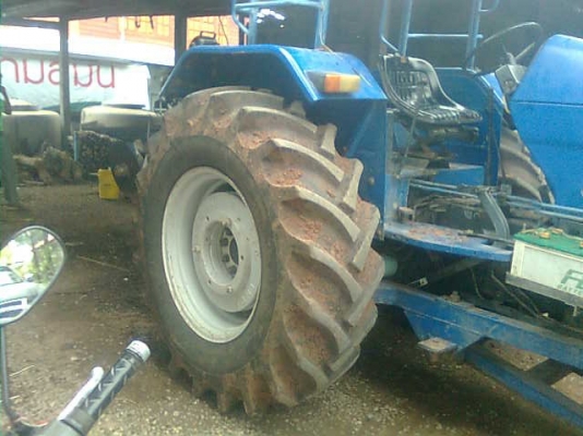 ขายรถไถ นิวฮอนแลนด์ 6640สองเพลาสวยๆๆ