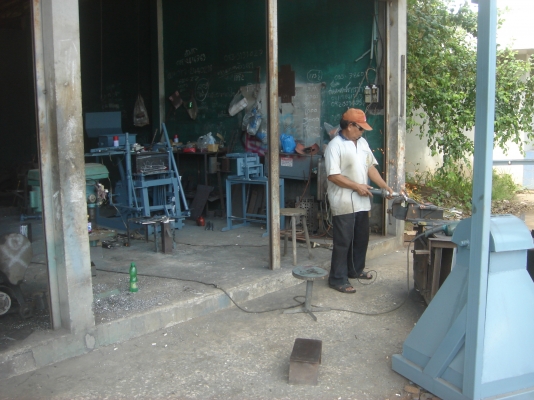 ขายเครื่องอัดอิฐบล็อก