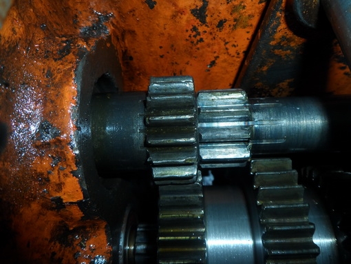 ขายครับขาย เครื่องกลึง 6 ฟุต TA SHING 4 เพลาเบรค ตามสภาพ 85000 บาท ช่างเอก 0814583376 ขายครับขาย เครื่องกลึง 6 ฟุต TA SHING 4 เพลาเบรค ตามสภาพ 85000 บาท ช่างเอก 0814583376