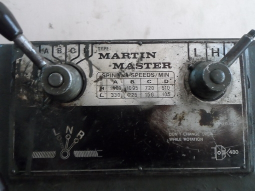 ขายครับขาย เครื่องกลึง 6 ฟุต TA SHING 4 เพลาเบรค ตามสภาพ 85000 บาท ช่างเอก 0814583376 ขายครับขาย เครื่องกลึง 6 ฟุต TA SHING 4 เพลาเบรค ตามสภาพ 85000 บาท ช่างเอก 0814583376