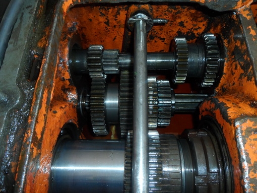 ขายครับขาย เครื่องกลึง 6 ฟุต TA SHING 4 เพลาเบรค ตามสภาพ 85000 บาท ช่างเอก 0814583376 ขายครับขาย เครื่องกลึง 6 ฟุต TA SHING 4 เพลาเบรค ตามสภาพ 85000 บาท ช่างเอก 0814583376