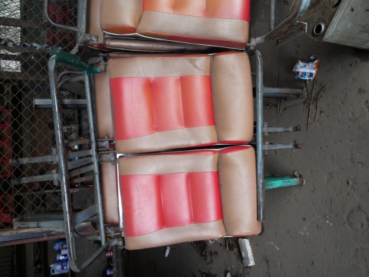 ขายเบาะรถบัสสภาพ80\% ขายเบาะรถบัสสภาพ80\%