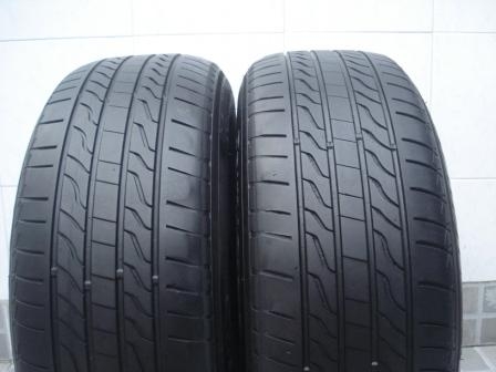 ขายยาง michalin 215-60-16 ปี 12   1 คู่ดอกหนาๆ