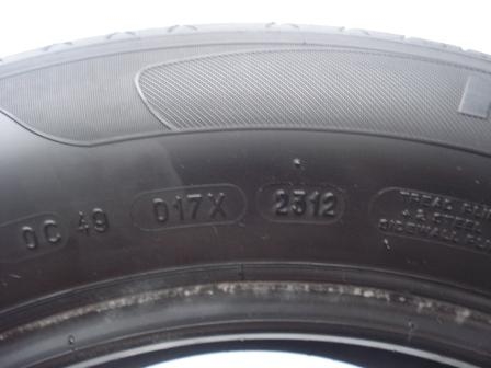 ขายยาง michalin 215-60-16 ปี 12   1 คู่ดอกหนาๆ