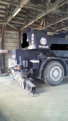 เครน TR205M-5 เก่านอกไม่เคยใช้งานในไทย สนใจติดต่อสอบถามได้เลยค่ะ 087-3310254 เจี๊ยบค่ะ