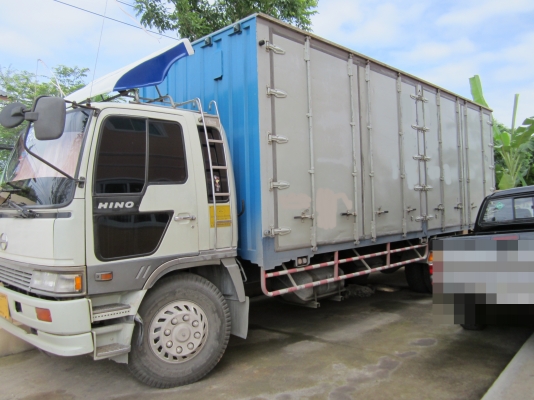 ขายด่วนๆๆ รถบรรทุก 6 ล้อ HINO สิงค์ไฮเทค 7.30 เมตร ขายด่วนๆๆ รถบรรทุก 6 ล้อ HINO สิงค์ไฮเทค 7.30 เมตร