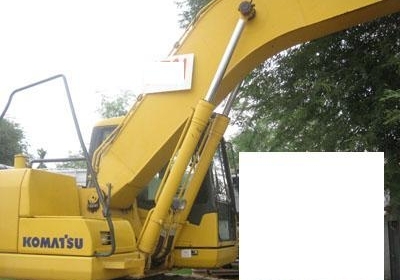ขาย Komatsu PC 200-7 เอกสารอินวอยล์ ไฟ้ฟ้าครบแอร์เย็น โทร 088-4501277 ขาย Komatsu PC 200-7 เอกสารอินวอยล์ ไฟ้ฟ้าครบแอร์เย็น โทร 088-4501277