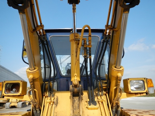 WA100-1-31123( รถจอดที่CSนวนครแล้วครับ)