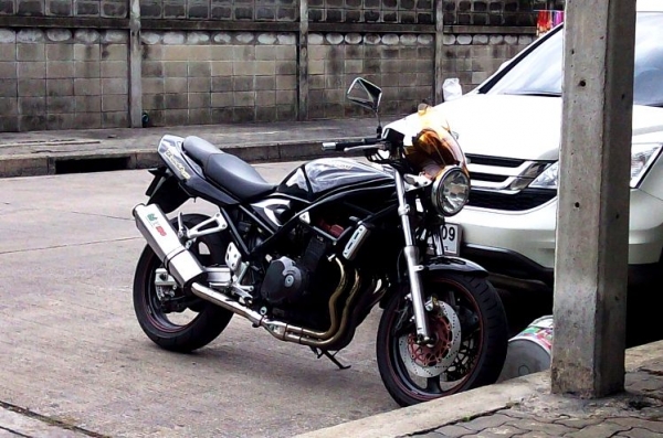 ขายSUZUKI BANDIT VC400cc.ฝาแดง97ท้ายปลาวาฬ ทะเบียนสวยแท้โอนกรมขนส่ง77000บ.