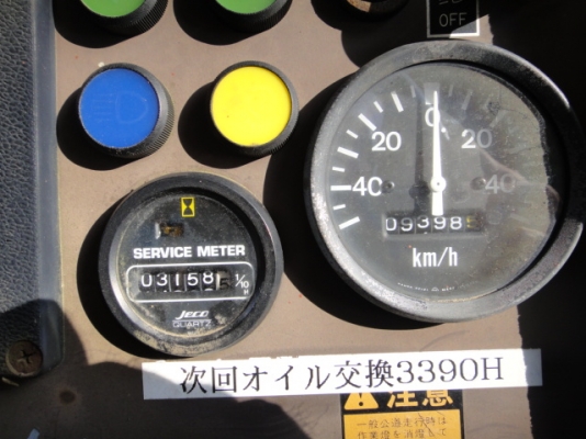 รถตักล้อยาง  WA100-1-32673  แขนยาว สภาพสวย รถนอกจากญี่ปุ่น  กำลังเดินทางเข้าไทย  จะถึง C.S. Motor ประมาณสิ้นเดือน มิ.ย. นี้  โทร.081-373-0559