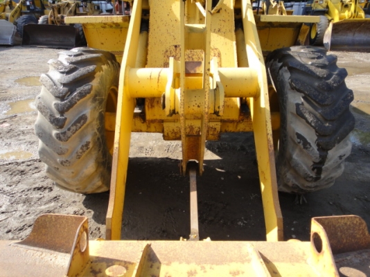 รถตักล้อยาง  WA100-1-32673  แขนยาว สภาพสวย รถนอกจากญี่ปุ่น  กำลังเดินทางเข้าไทย  จะถึง C.S. Motor ประมาณสิ้นเดือน มิ.ย. นี้  โทร.081-373-0559