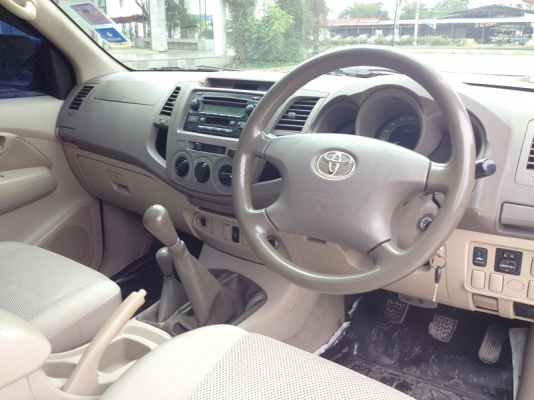 TOYOTA 4x4 3.0G ตัวท๊อป เดิมๆ พร้อมใช้งาน 0823816797