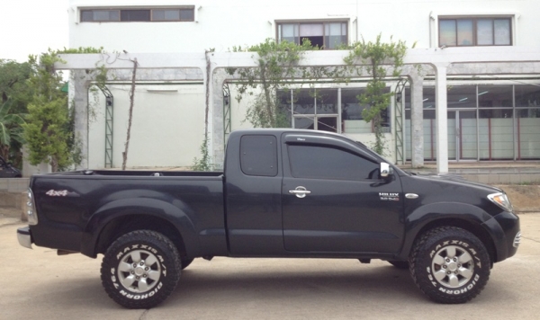 TOYOTA 4x4 3.0G ตัวท๊อป เดิมๆ พร้อมใช้งาน 0823816797