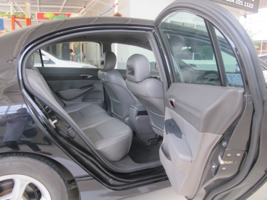 ขายขาดทุนด่วนดาวน้อยผ่อนนานHondaCivicปี06 Auto รถดีรับประกัน