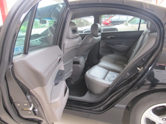 ขายขาดทุนด่วนดาวน้อยผ่อนนานHondaCivicปี06 Auto รถดีรับประกัน