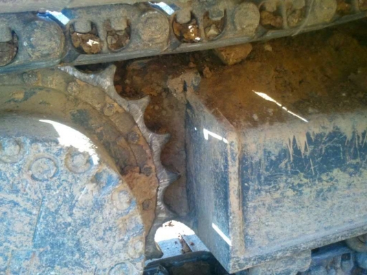 KOMATSU PC200-8 ไมล์ 9000 กว่าชั่วโมง มือเดียวออกห้าง เอกสารอินวอยล์