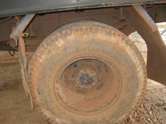 ISUZU  NPR 115 แรง จดทะเบียนปี 2547 เครื่อง 4BD1 หน้า F เฟืองหลัง F ยาง 285 เสริมแหนบ