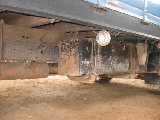 ISUZU  NPR 115 แรง จดทะเบียนปี 2547 เครื่อง 4BD1 หน้า F เฟืองหลัง F ยาง 285 เสริมแหนบ