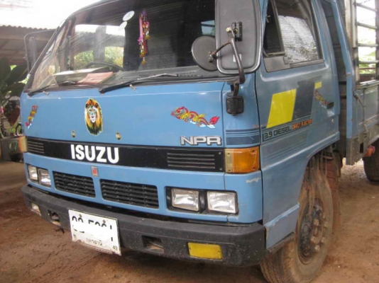ISUZU  NPR 115 แรง จดทะเบียนปี 2547 เครื่อง 4BD1 หน้า F เฟืองหลัง F ยาง 285 เสริมแหนบ