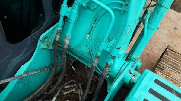 รถแบคโฮ KOBELCO รุ่น SK200-8 YN12 รถแบคโฮ KOBELCO รุ่น SK200-8 YN12