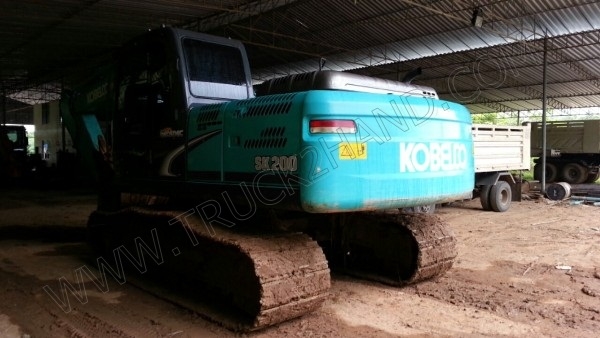 รถแบคโฮ KOBELCO รุ่น SK200-8 YN12 รถแบคโฮ KOBELCO รุ่น SK200-8 YN12