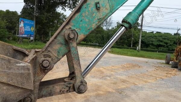 รถแบคโฮ KOBELCO รุ่น SK200-8 YN12 รถแบคโฮ KOBELCO รุ่น SK200-8 YN12