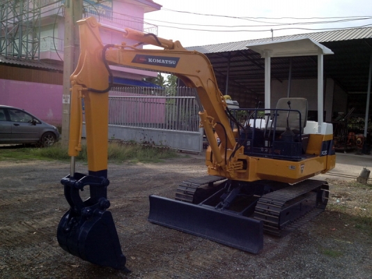 ขายรถแบคโฮล KOMATSU PC20-6 ทำสีใหม่ นำเข้า มือสองจากญี่ปุ่นแท้ๆ