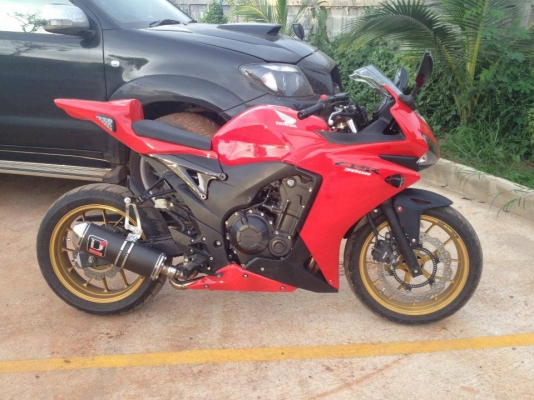 ขายแฟริ้งแต่งcbr500R CBR250R ราคา2500 โทร0883745640 คับ