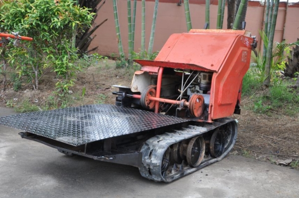 ขายรถบรรทุก ตีนตะขาบMITSUBISHI อเนคประสงค์ (แทรคสวยกริ๊บ) มีเกียร์ ขายถูก16,000 บาทเท่านั้น!!