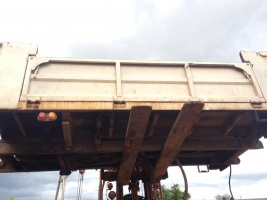 ขายกระบะพร้อมชุดดั้ม