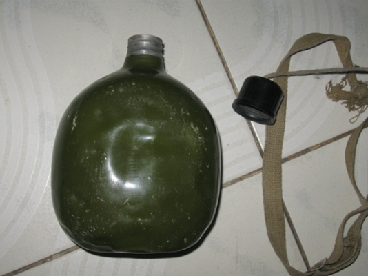 ของเก่ากระติกนํ้าสแตนเลส(ชุด2) ของเก่ากระติกนํ้าสแตนเลส(ชุด2)