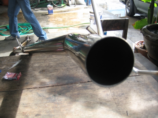 ขายท่อไอเสีย ม.เจริญบ้านแพ้ว สแตนเลส สภาพ 90\%