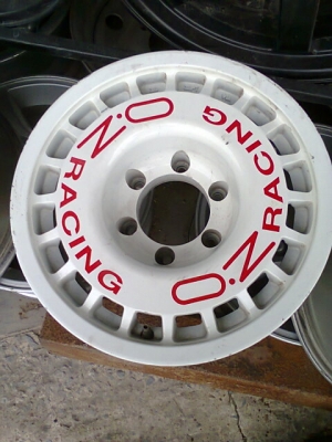 ขายล้อOZแท้japan 6รู 8500