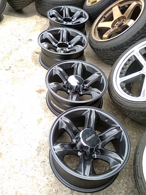 ล้อเล็บเหยี่ยวขอบ16สีกัน