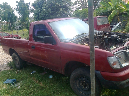 ขายโครงบิ๊กเอ็มฟอร์นเทียร์ปี99สีแดง ทุหอย่างให้ครบ ขาดเครื่องเกียร์ ฝาท้าย ขายให้ไปทำอะไหล่ เดิมๆบางๆทะเบียนขายแล้วเหลือแต่โครงตามรูป