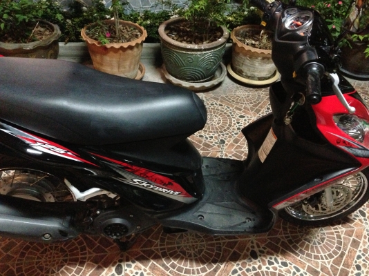 Suzuki skydrive 125 ปี55 รถ8เดือน หัวฉีด ใหม่มากๆๆ