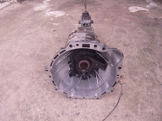 ขายเกียร์ธรรมดา 5 สปีดใส่เครื่อง 2L