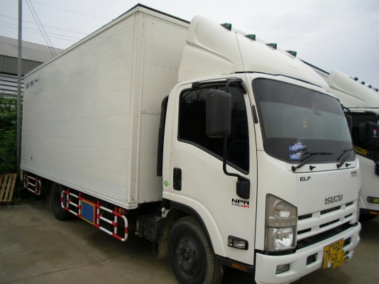 ขายรถอีซูซุ 6ล้อ NPR 130แรงม้า CNG (โรงงาน)4.9ม.ตู้แห้ง3บาน