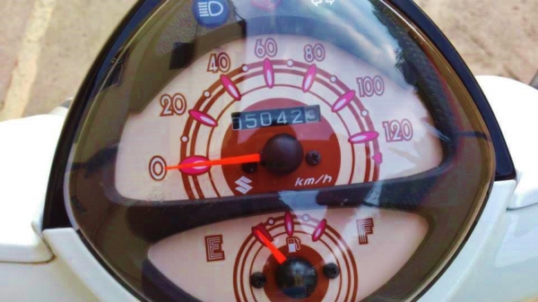 (หัวฉีด) Jelato999 2012 ขาวดำ ขายถูกๆ ต่อรองได้เป็นพันครับ