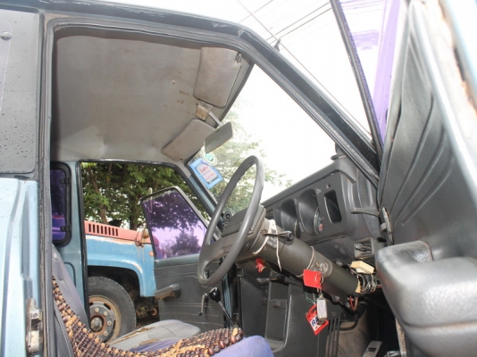 มาสด้า 1300cc เครื่องดีขับขี่ใช้ได้ เอกสารครบ ภาษีเต็ม