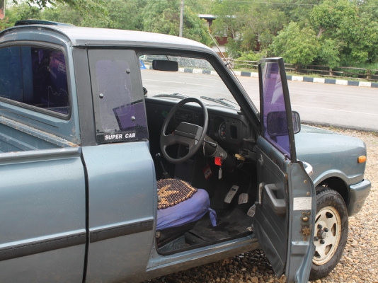 มาสด้า 1300cc เครื่องดีขับขี่ใช้ได้ เอกสารครบ ภาษีเต็ม