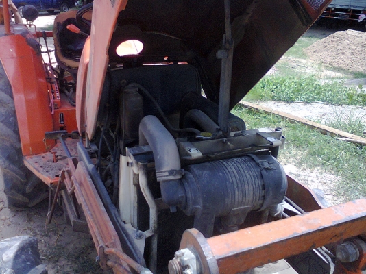 ขายรถถไถ KUBOTA    สภาพพร้อมใช้งาน เครื่องดีมากๆ พร้อมอุปกรณ์ตามรูปครับ