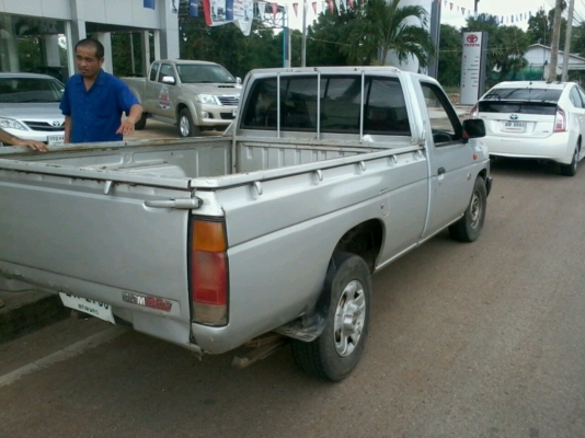 ขาย นิสันฝาแดง40สวยๆพร้อมใช้ถูกๆ ขาย นิสันฝาแดง40สวยๆพร้อมใช้ถูกๆ