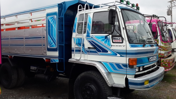 ขายรถISUZU195ปี38เดิมๆยางดีเล่มพร้อมโอน