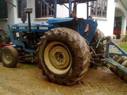 รถไถ Ford 5610
