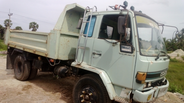 6ล้อดั้มFTR11Fเครื่อง165แรง6BD1 รถห้างแท้ สวย ค้สซีสวย 6ล้อดั้มFTR11Fเครื่อง165แรง6BD1 รถห้างแท้ สวย ค้สซีสวย