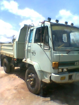 6ล้อดั้มFTR11Fเครื่อง165แรง6BD1 รถห้างแท้ สวย ค้สซีสวย